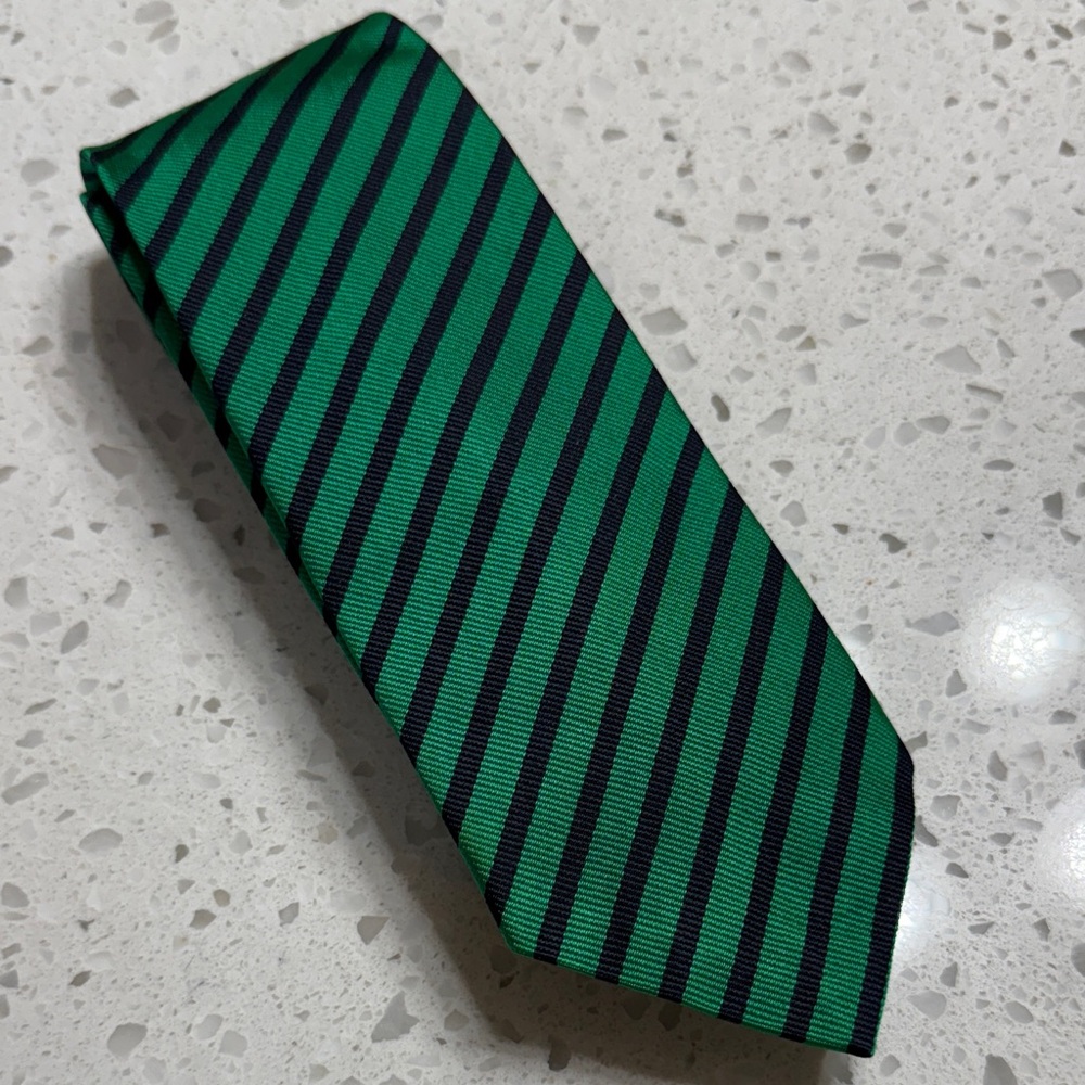 J. Crew VTG Emerald and‎ Navy Diagonal Striped Silk Tie preppy 57”long nautical